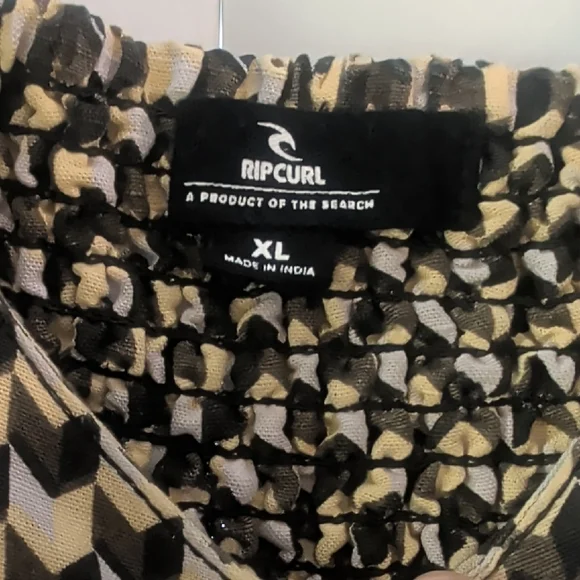 Reef Black and White Maxi Dress - Picture 4 of 4